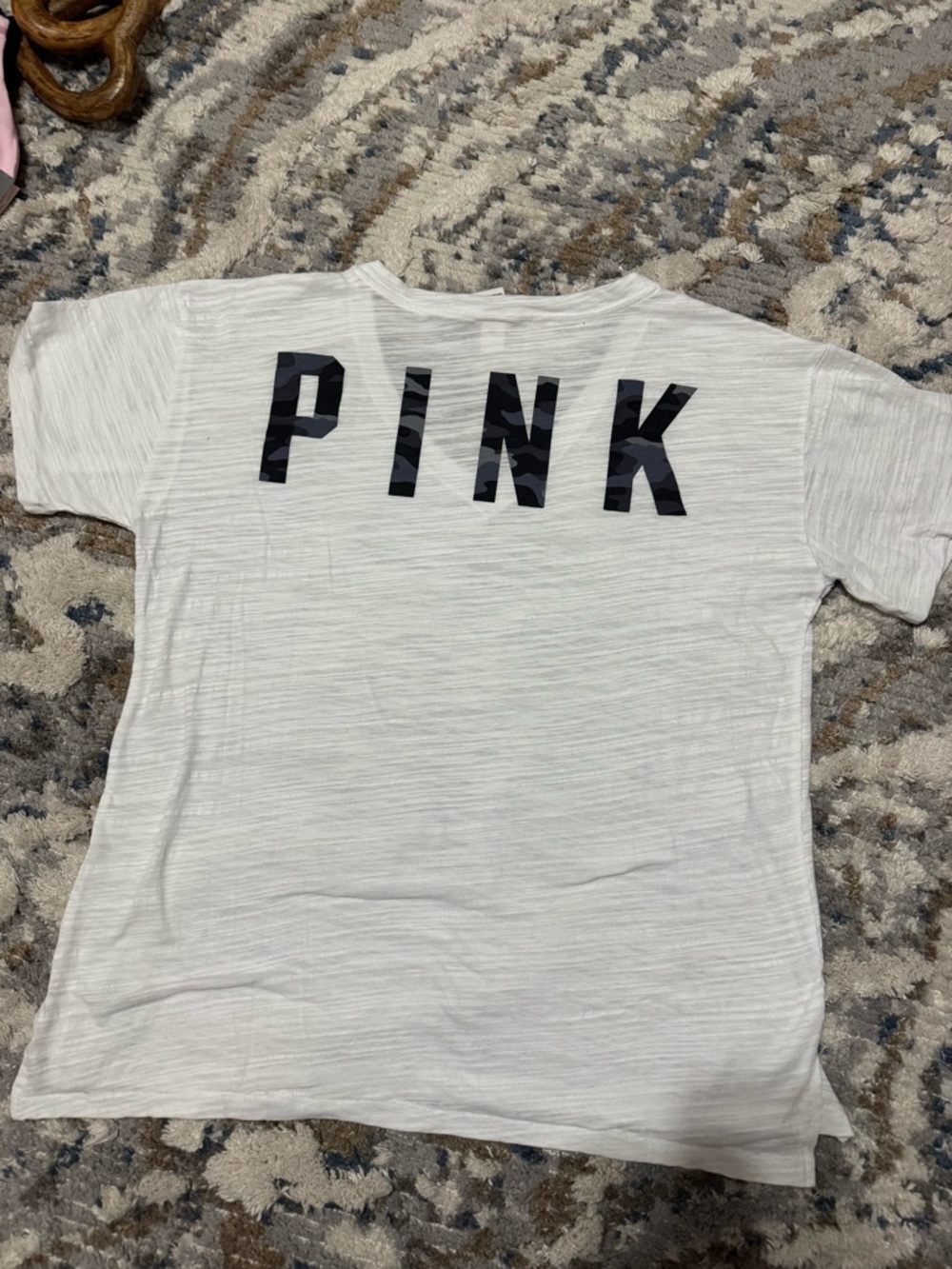 ✅PINK Victoria's Secret White Short Sleeve Tee with Black Logo